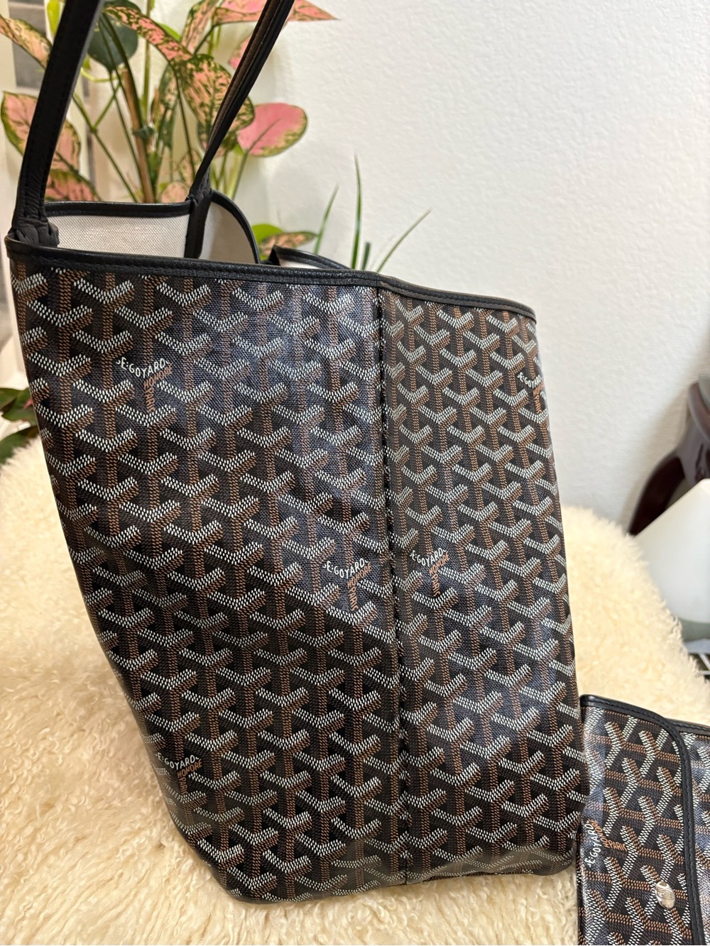 Goyard Saint Louis GM Black tote bag *EUC - Picture 4 of 11